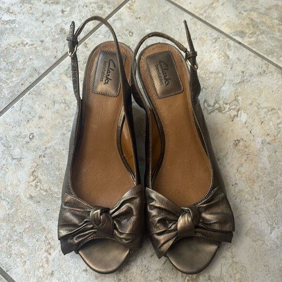 Clark’s bendablea sandals size 11 - Picture 1 of 6